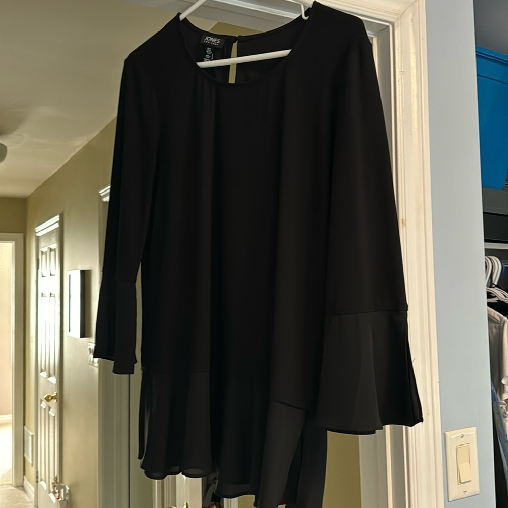 Jones New York blouse